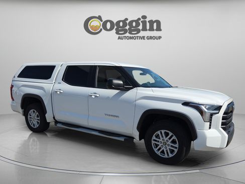 Used 2024 Toyota Tundra SR5 w/ SR5 Premium Package RWD image 7