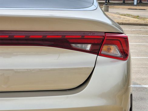 Used 2022 Kia K5 LXS image 16