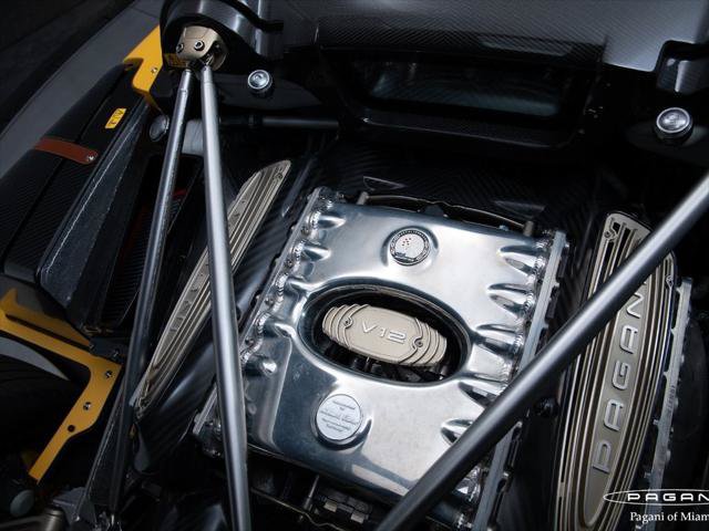 Used 2024 Pagani Utopia RWD image 37