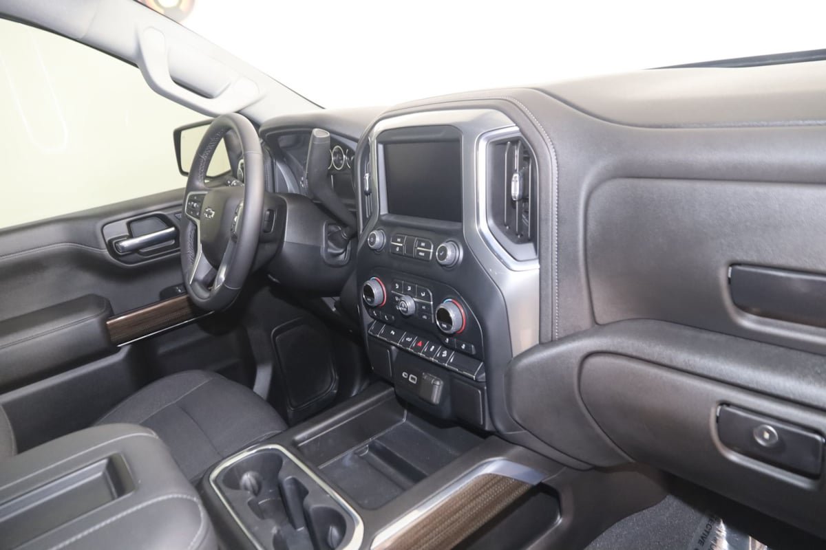 Used 2022 Chevrolet Silverado 1500 LT Trail Boss w/ Safety Package AWD/4WD image 32