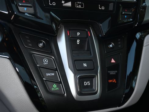 Used 2024 Honda Odyssey Touring image 16