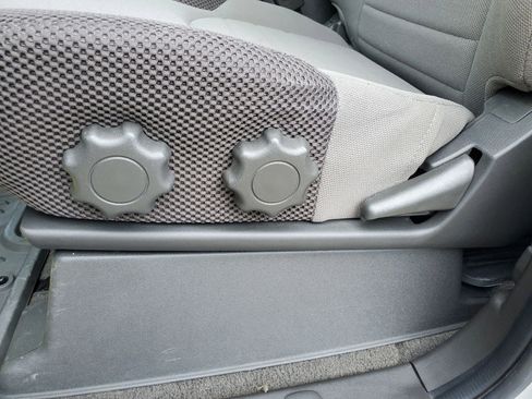 Used 2006 Nissan Xterra S w/ (K92) Protection Pkg image 28