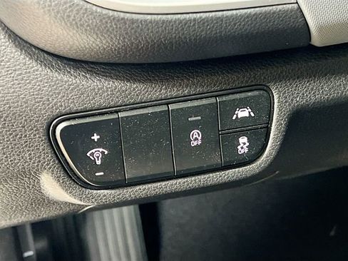 Certified 2023 Kia Seltos LX image 10