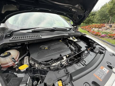 Used 2017 Ford Escape Titanium AWD/4WD image 11