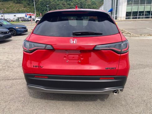 New 2026 Honda HR-V Sport image 4