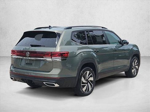 Used 2026 Volkswagen Atlas SE AWD/4WD image 5