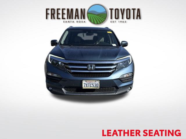 Used 2017 Honda Pilot Touring image 2