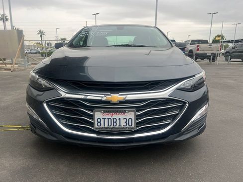 Used 2020 Chevrolet Malibu LS FWD image 2