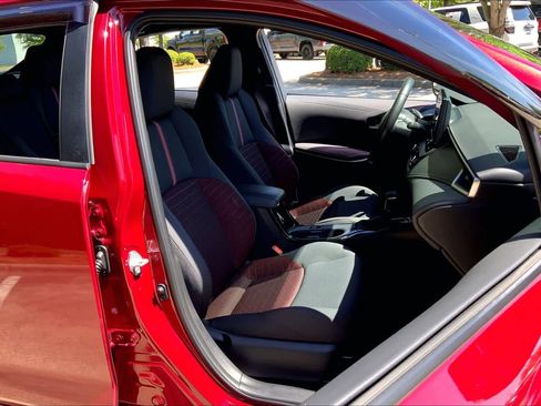 Used 2023 Toyota Corolla SE image 9