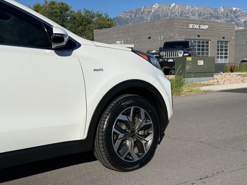 Used 2020 Kia Sportage EX w/ EX Technology Package AWD/4WD image 4