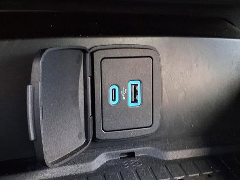 Used 2024 Ford Bronco Wildtrak image 17