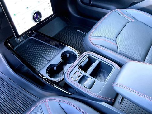 Used 2025 Ford Mustang Mach-E Premium w/ Sport Appearance Package image 20