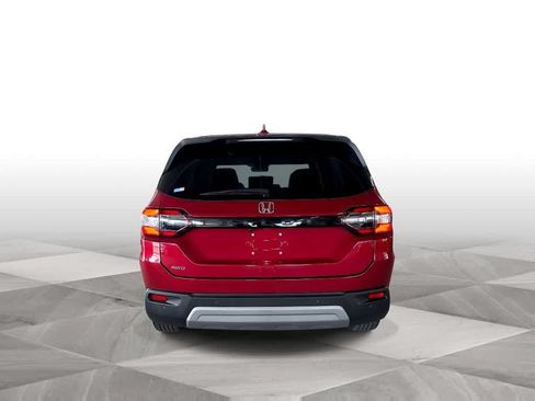 Used 2025 Honda Pilot EX-L image 7
