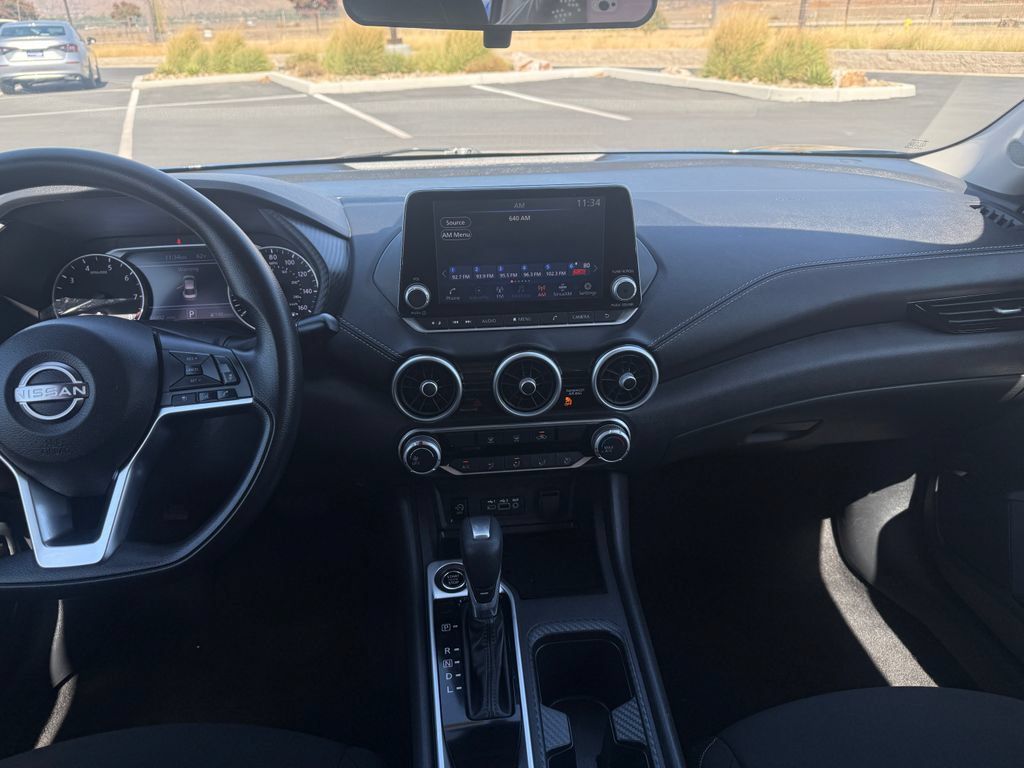 Used 2024 Nissan Sentra SV FWD image 14