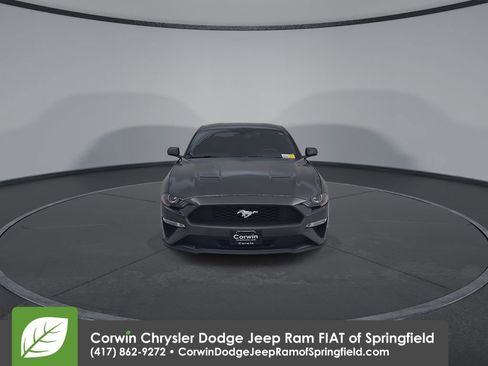 Used 2020 Ford Mustang Premium RWD image 5