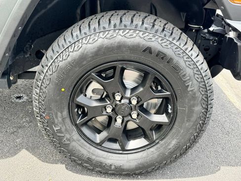 Used 2021 Jeep Wrangler Unlimited Sport AWD/4WD image 42