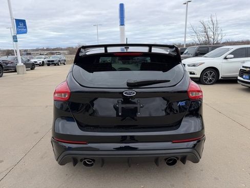 Used 2017 Ford Focus RS image 6