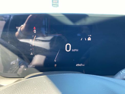 New 2025 Buick Encore GX Preferred image 15