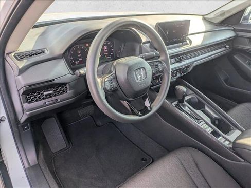 Used 2024 Honda Accord EX image 9