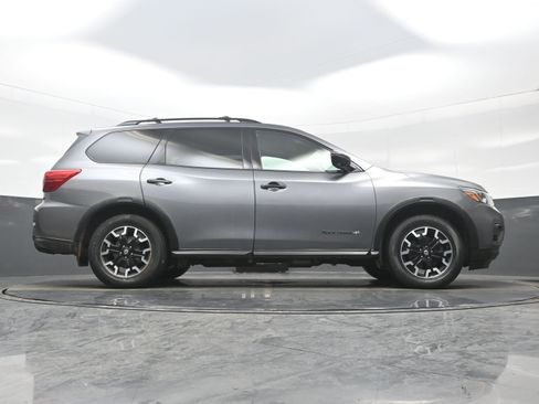 Used 2020 Nissan Pathfinder SL image 35