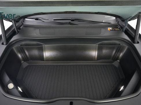 Used 2025 Rivian R1S Premium Dual AWD/4WD image 30
