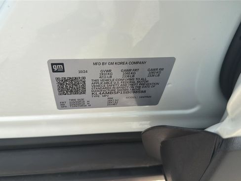Used 2025 Buick Encore GX Preferred FWD image 25