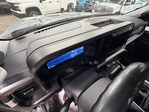 Used 2024 Ford F250 Lariat w/ Chrome Package image 21