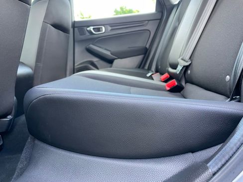 Used 2025 Honda Civic Sport image 38