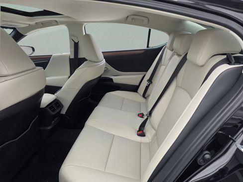 New 2025 Lexus ES 350 w/ Premium Package image 21