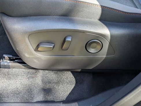 New 2026 Chevrolet Traverse LT image 11