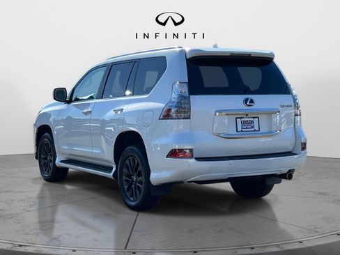 Used 2021 Lexus GX 460 Premium image 3