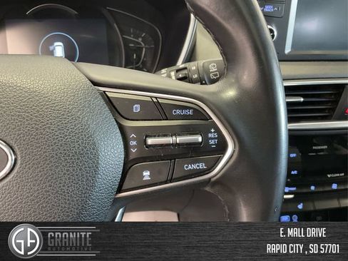 Used 2019 Hyundai Santa Fe Limited image 27