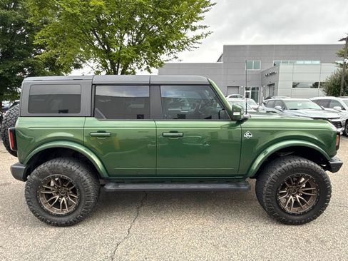 Used 2023 Ford Bronco Outer Banks AWD/4WD image 3