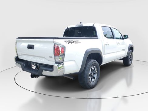 Used 2023 Toyota Tacoma TRD Off-Road RWD image 6