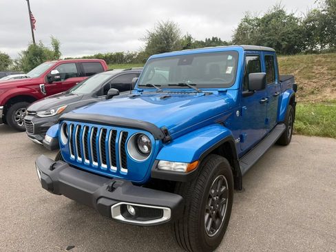 Used 2021 Jeep Gladiator Overland w/ Popular Equipment Package AWD/4WD image 3