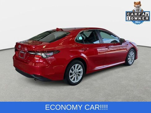 Used 2024 Toyota Camry LE FWD image 5