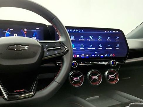 Used 2024 Chevrolet Blazer EV RS RWD image 62