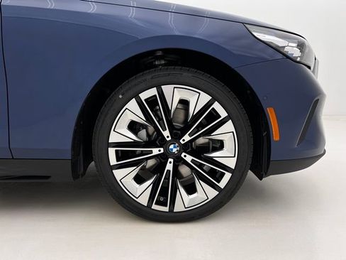 New 2027 BMW 530i xDrive AWD/4WD image 15