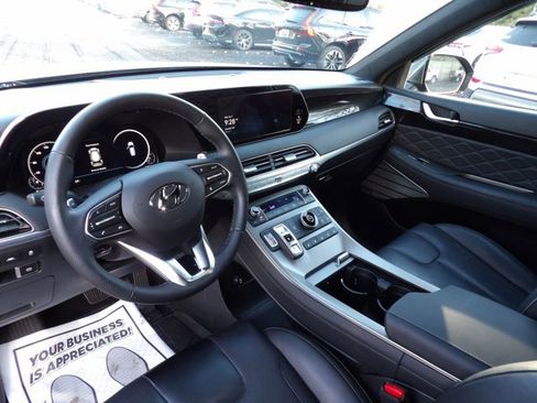 Used 2022 Hyundai Palisade Calligraphy w/ Winter Package image 17