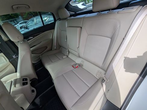 Used 2019 Buick Regal Essence w/ Driver Confidence Package I FWD image 18