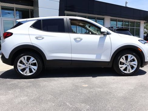 Used 2024 Buick Encore GX Preferred w/ Comfort Package FWD image 10