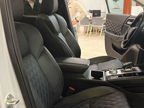 Used 2024 Mitsubishi Outlander SEL image 20