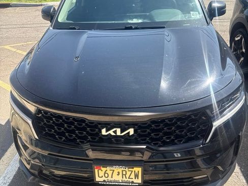 Used 2023 Kia Sorento SX FWD image 1