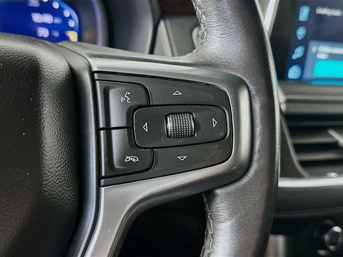 Used 2022 Chevrolet Suburban Premier AWD/4WD image 26