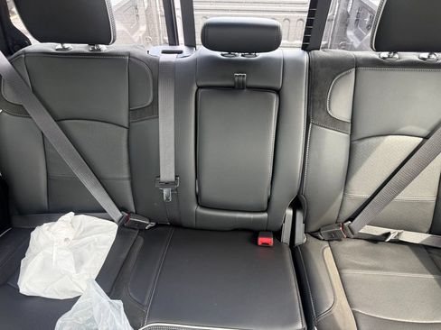 New 2026 RAM 2500 Laramie AWD/4WD image 41