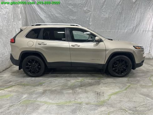 Used 2014 Jeep Cherokee Limited AWD/4WD image 14
