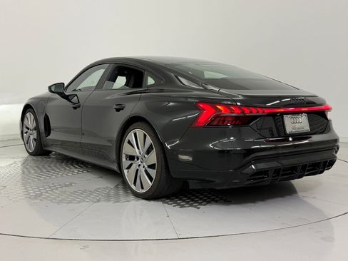 Used 2022 Audi e-tron GT Prestige w/ Prestige Package image 3