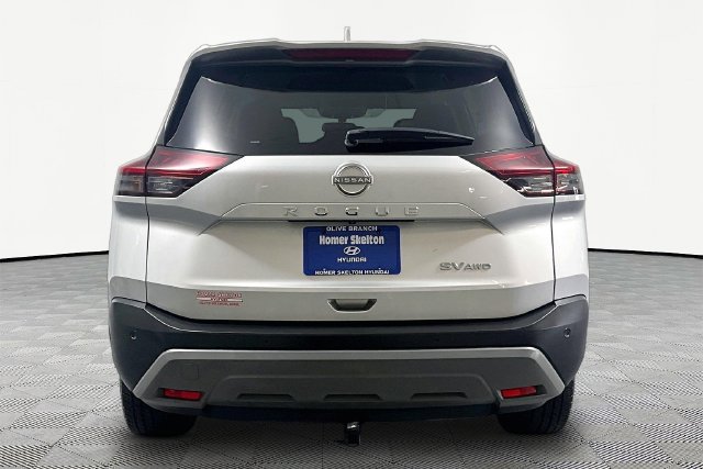 Used 2023 Nissan Rogue SV AWD/4WD image 5