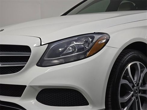 Used 2018 Mercedes-Benz C 300 4MATIC Sedan image 12