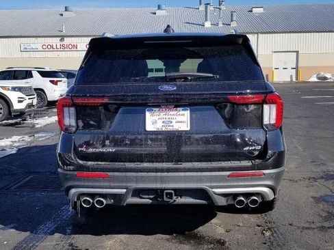 Certified 2025 Ford Explorer Platinum w/ Ultimate Package image 3